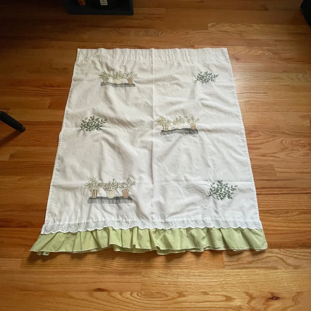 Vintage pair of green/white curtains, 35” length